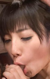Azusa Nagasawa gives a sexy asian blowjob and gets creamed