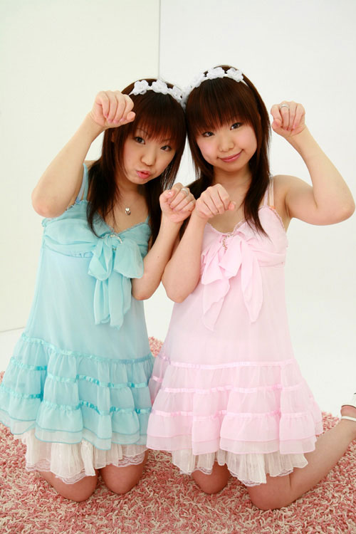 JSexNetwork Presents Twin Actress Airi and Meiri Photos - あ い り*め い り.