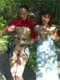 Two hot adventurous amateur naked in the park