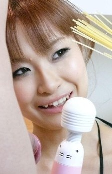 Misa Kikouden sucks dick in asian amateur porn